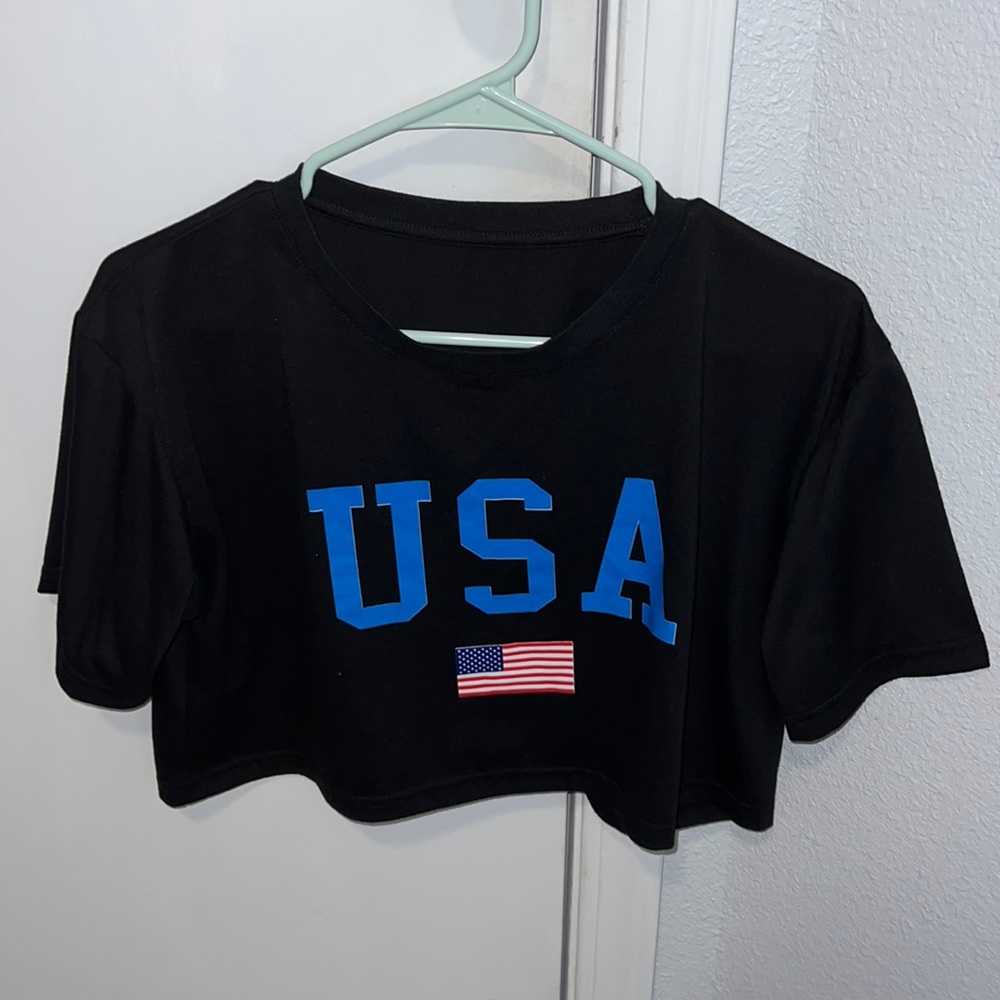 Cropped USA shirt